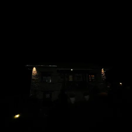 παραδοσιακή πέτρινη στην ελάτης Dom wakacyjny