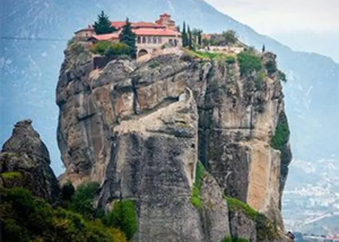 παραδοσιακή πέτρινη στην ελάτης Case de vacanță