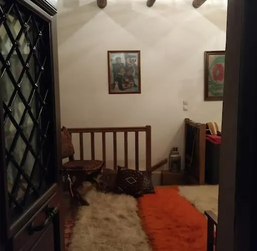 παραδοσιακή πέτρινη στην ελάτης Case de vacanță *